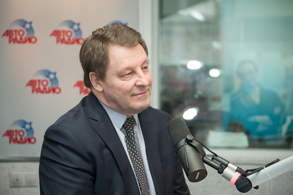 андрей соколов гбу автомобильные дороги. руководитель дорожных комиссаров саратове. чигликов раис ринатович автомобильные. директор дороги новые выпуски. директор дороги новые выпуски.