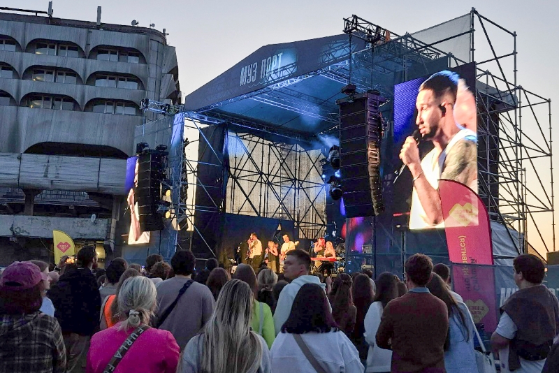 Red Summer в Петербурге: фестиваль при поддержке Like FM